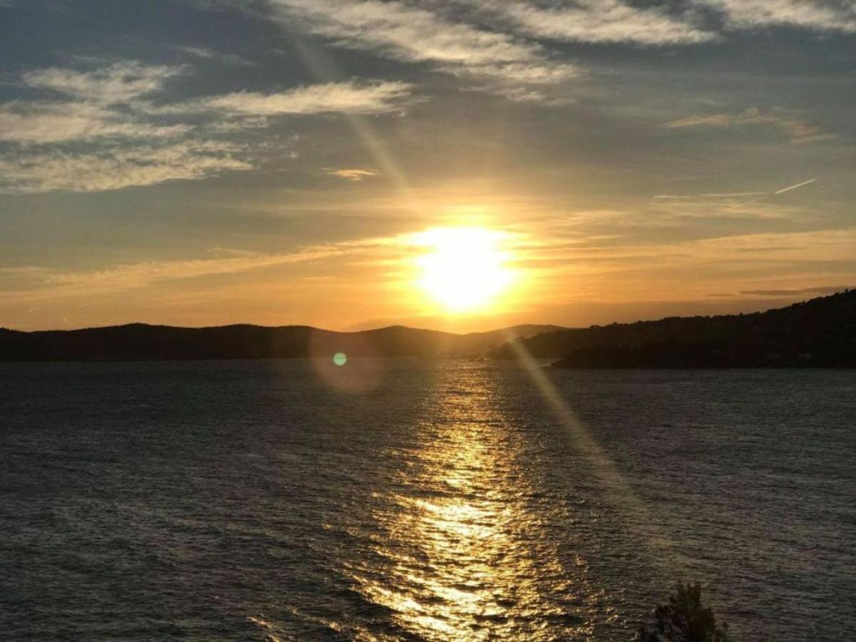 Villa Les Alizes Le Le Rayol-Canadel-sur-Mer エクステリア 写真