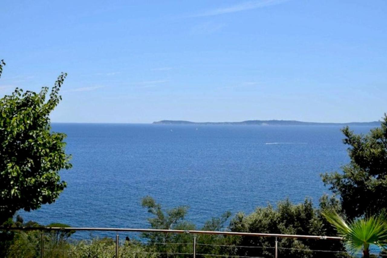 Villa Les Alizes Le Le Rayol-Canadel-sur-Mer エクステリア 写真